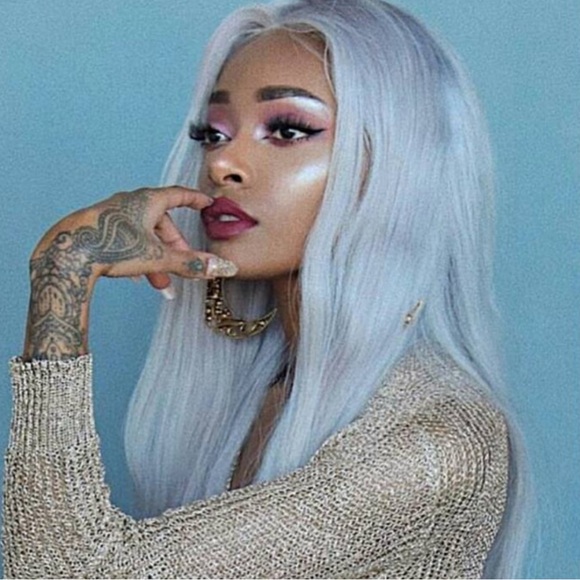 24” Gray SilverSTRAIGHT Lace Front Wig NEW